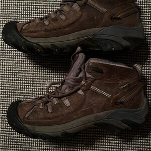 Keen Women's Brown Athletic Shoes